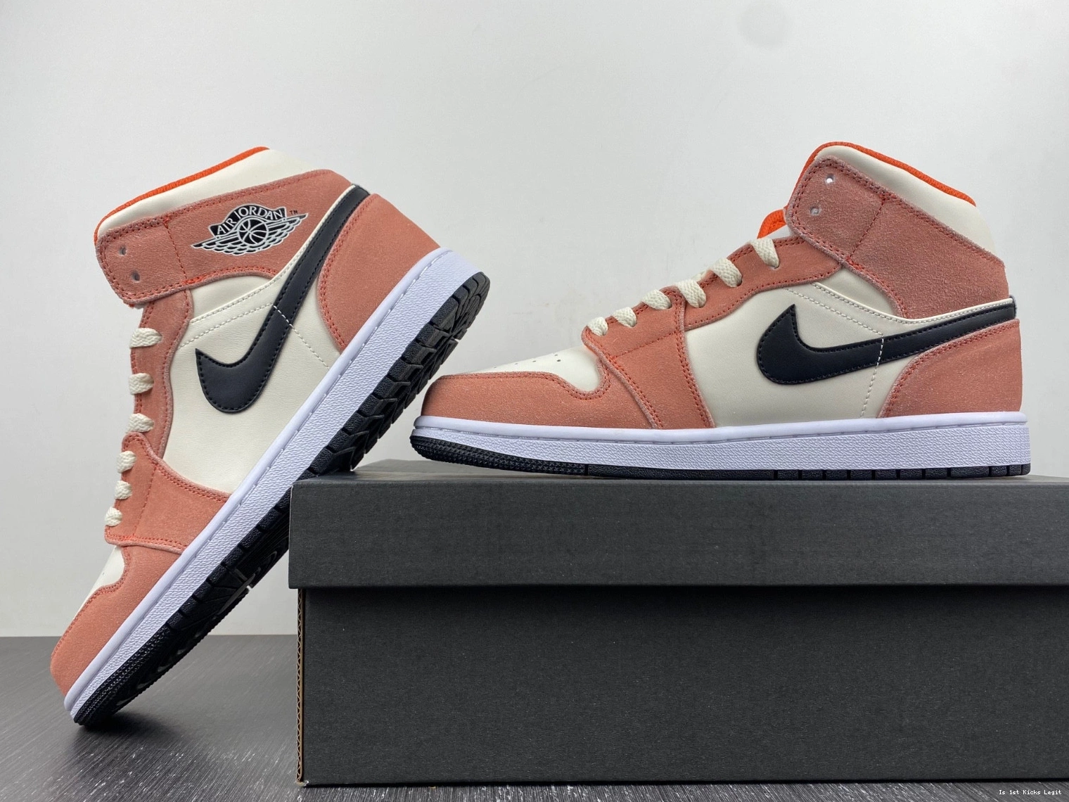 Jordan DV1336-800 Mid (GS) SE Suede Orange 1 - 0911